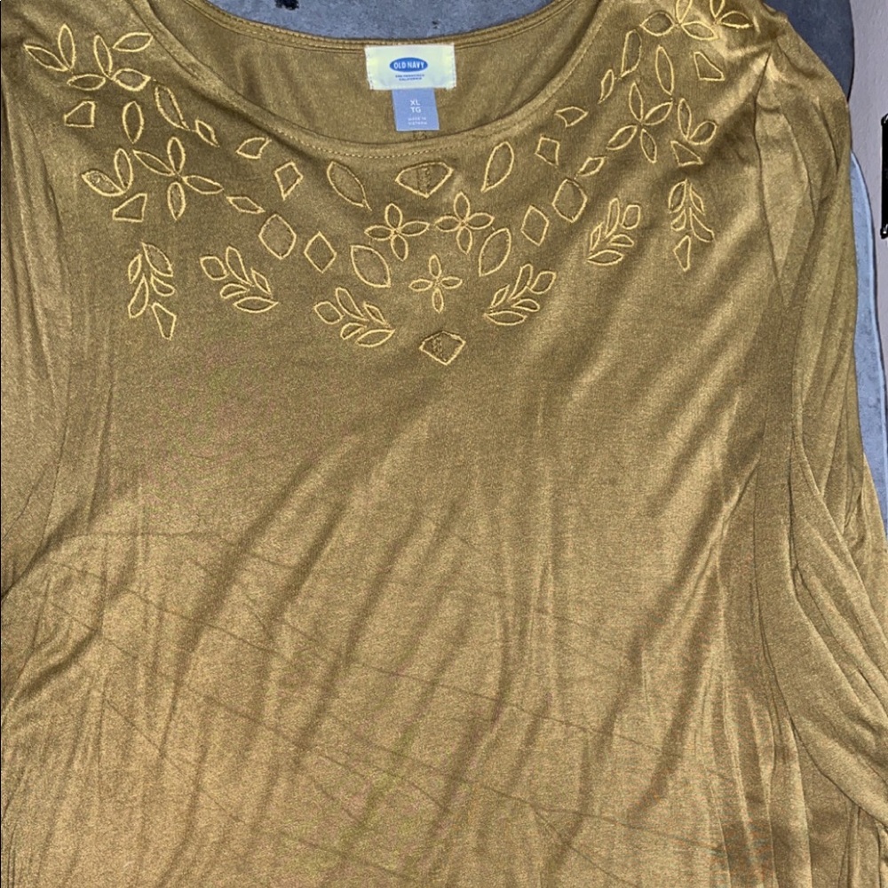 Dark lime long sleeve tee